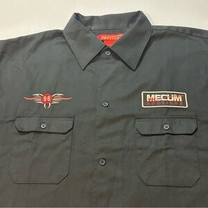 Mecum Auctions Racing Shirt XXL NWT Black Button Up Car Graphic